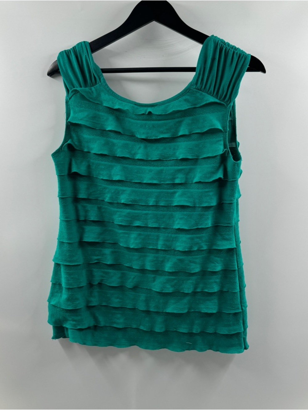 AB Studio Green Ruffle Tank Top – Women’s Medium Y2K Style - Picture 6 of 6